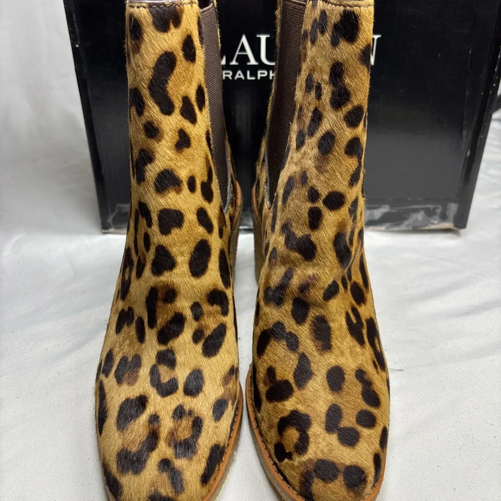 NWB Lauren Ralph Lauren Marianna Women's Suede Pull On‎ Chelsea Boots SIZE7